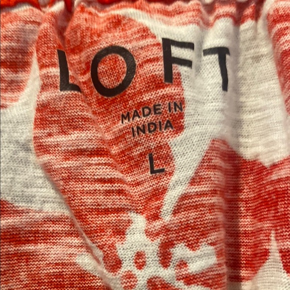 LOFT Red and White Ruffled Pulmeria floral Blouse - Picture 5 of 5